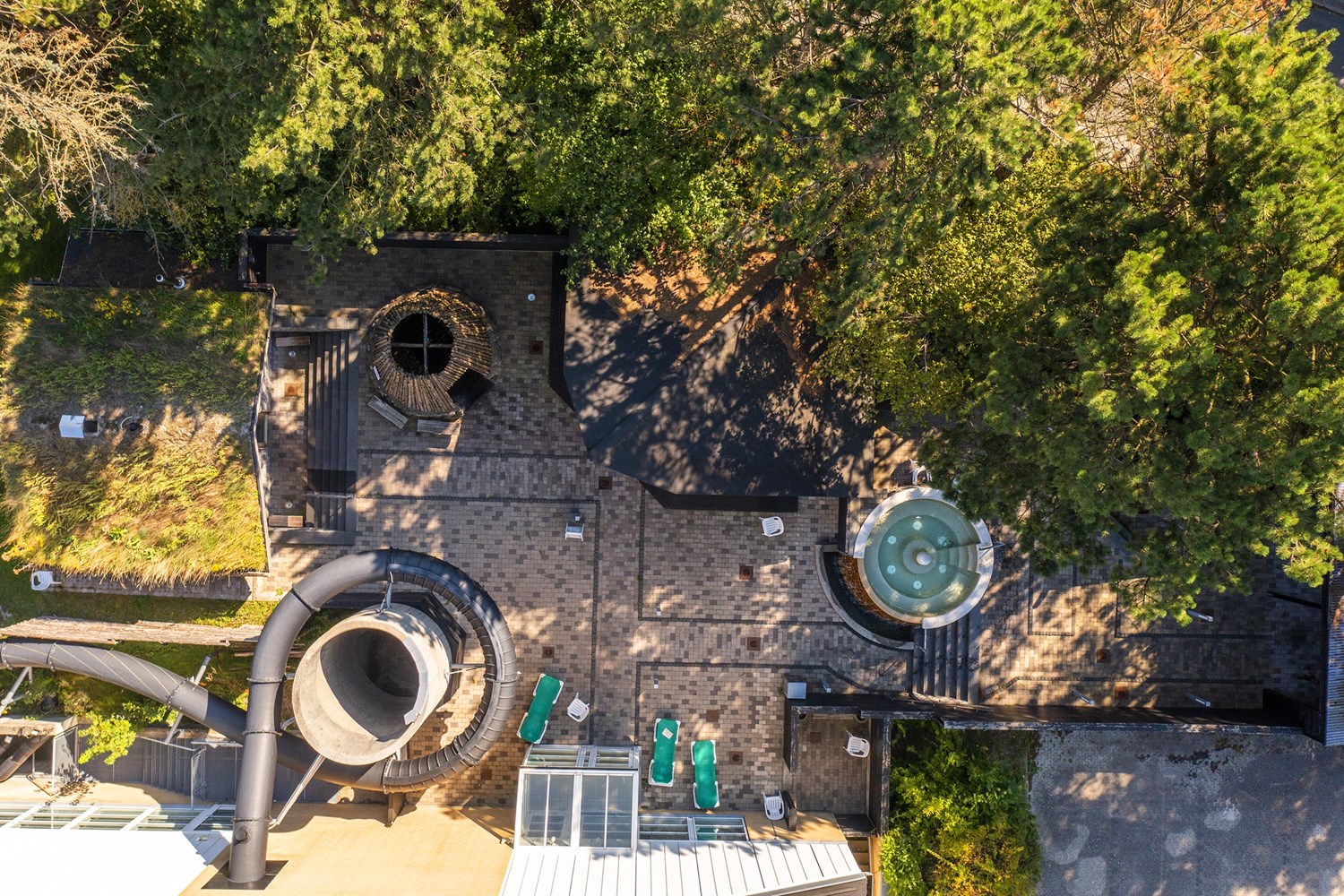 Skansens udendørs wellness-afdeling taget oppefra